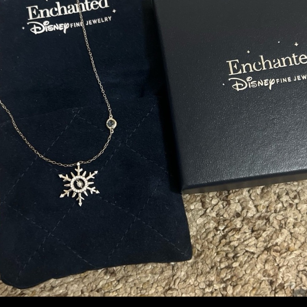 Disney Enchanted Elsa Necklace